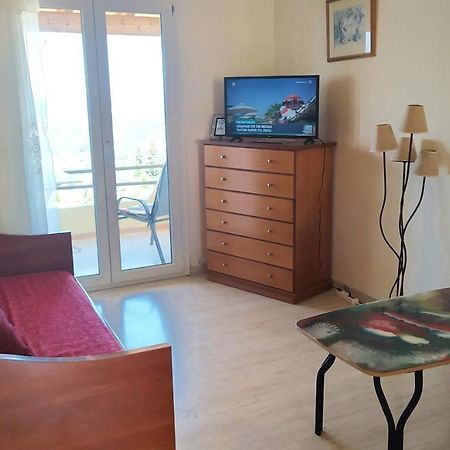 Hellmann Apartments Афіон Екстер'єр фото