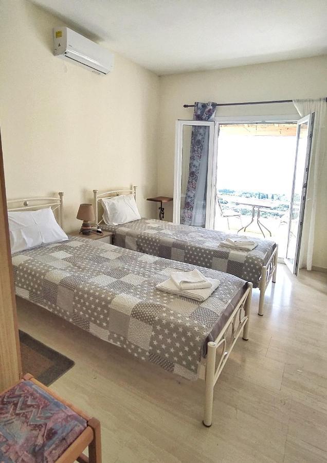 Hellmann Apartments Афіон Екстер'єр фото