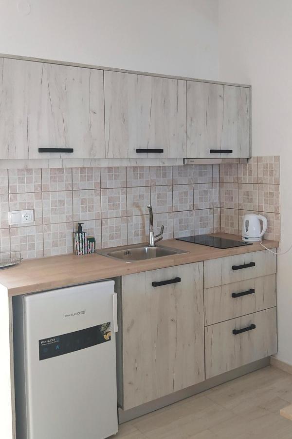 Hellmann Apartments Афіон Екстер'єр фото