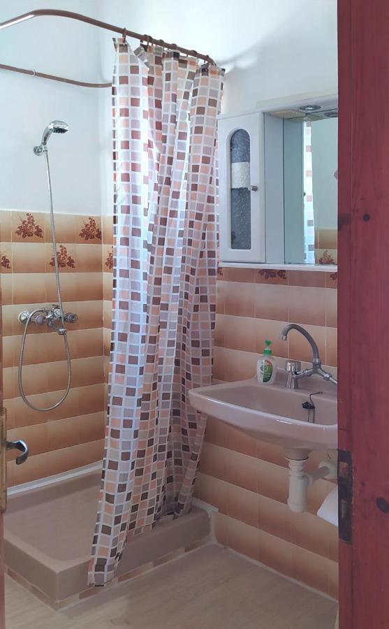 Hellmann Apartments Афіон Екстер'єр фото